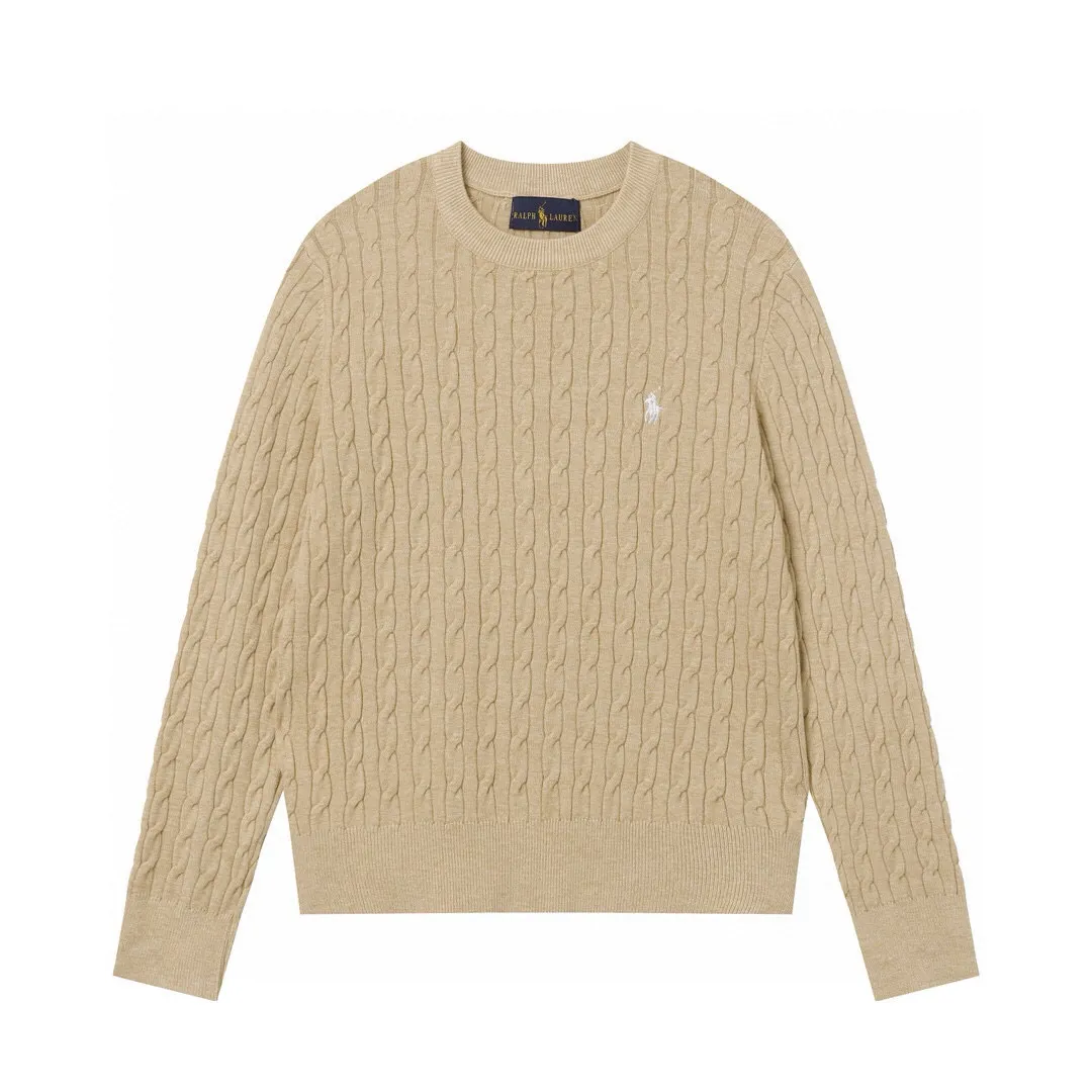 P186 Style No.: 601 -Ralph Lauren RL classic war horse logo embroidered pullover long-sleeved sweater on the chest -The item is made of custom-dyed and custom-spun yarn, purchased from the original version. A full set of customized accessories. Details determine success or failure. Heavy new autumn and winter product. High weight. Soft and delicate. The upper body effect is very nice. Loose fit. Women's model. -Color: white, gray, navy blue, red, khaki, blue, pink. -Sizes: S / M/ Ｌ S size 80-100 jins, M size 100-120 jins, Large size 120-135 jins